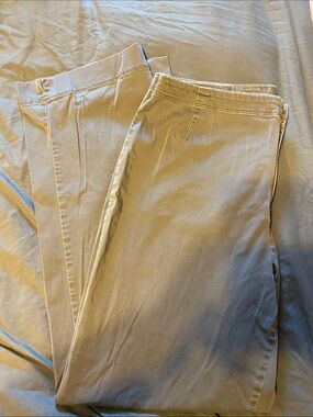 Chicos women Slim Chinos in Light Olive, size 12